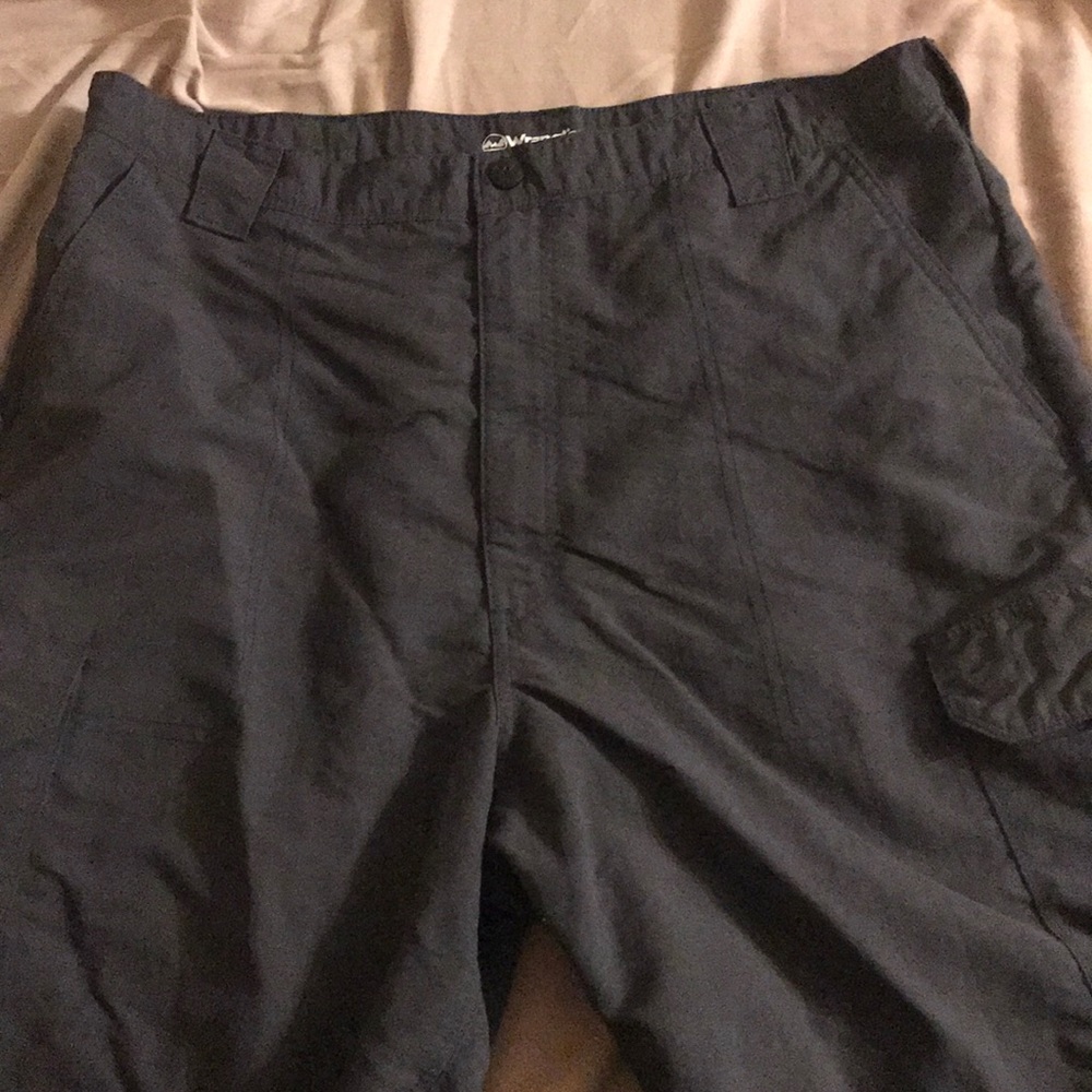 Men’s wrangler cargo shorts